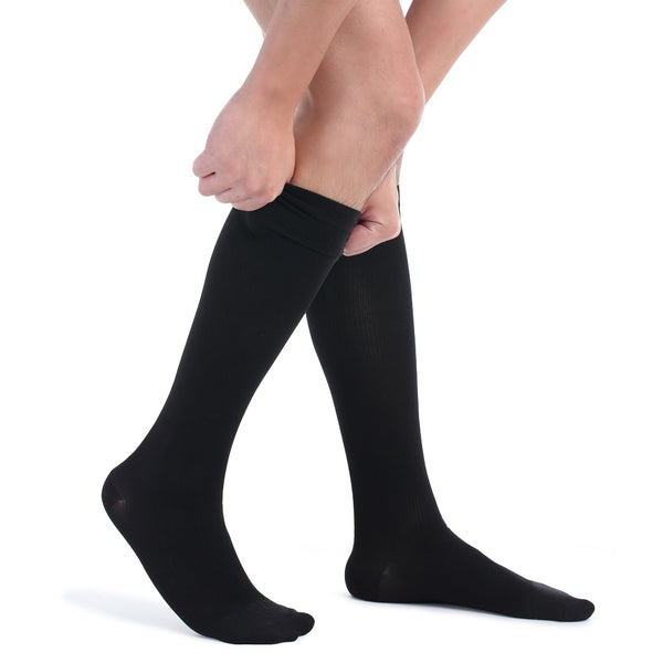 1067 | Moderate Compression Socks, Vertical Ribbing